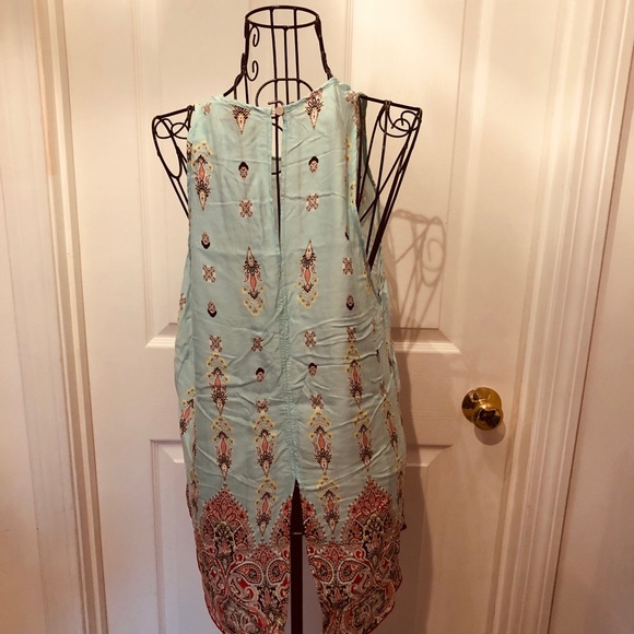 💕sold in my closet group 💕 thank you! Large tank - Picture 2 of 4